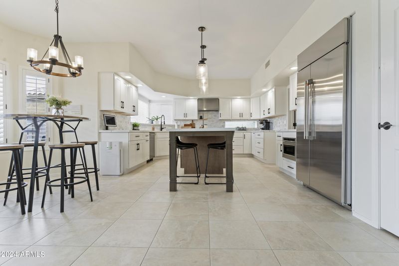 16674 S 18th Way, Phoenix, AZ 85048