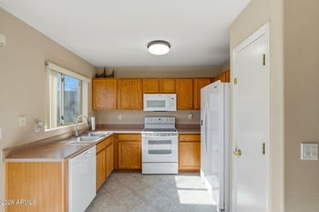 16675 Paradise Ln, Surprise, AZ 85388