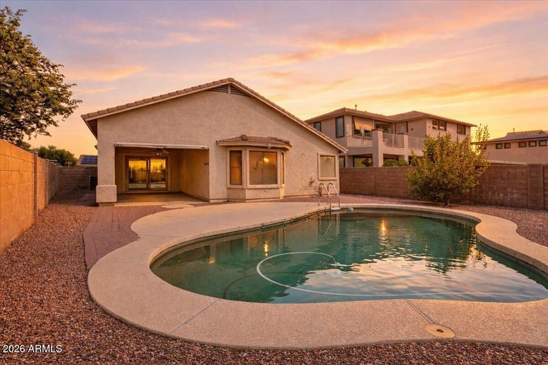 16679 W Saguaro Ln, Surprise, AZ 85388