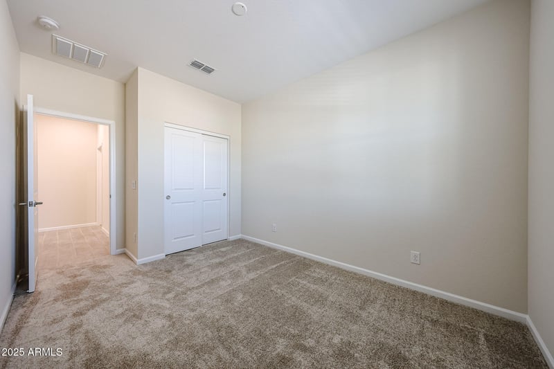 1668 246th Ln, Buckeye, AZ 85326