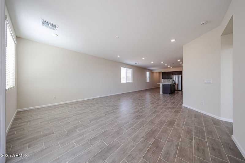 1668 246th Ln, Buckeye, AZ 85326