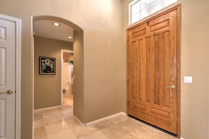 16692 S 18th Way, Phoenix, AZ 85048