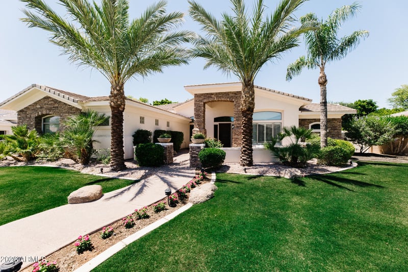 1670 W Grand Canyon Dr, Chandler, AZ 85248