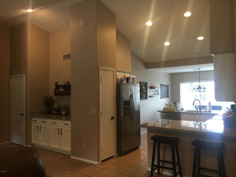 1671 E San Tan St E, Chandler, AZ 85225