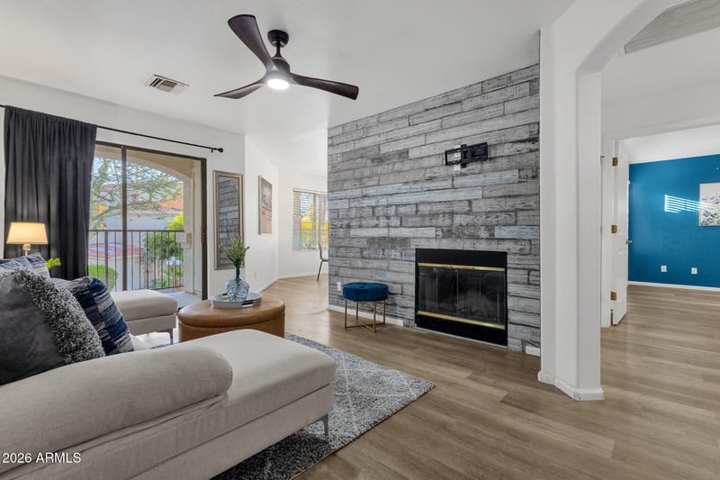 16715 E El Lago Blvd #205, Fountain Hills, AZ 85268
