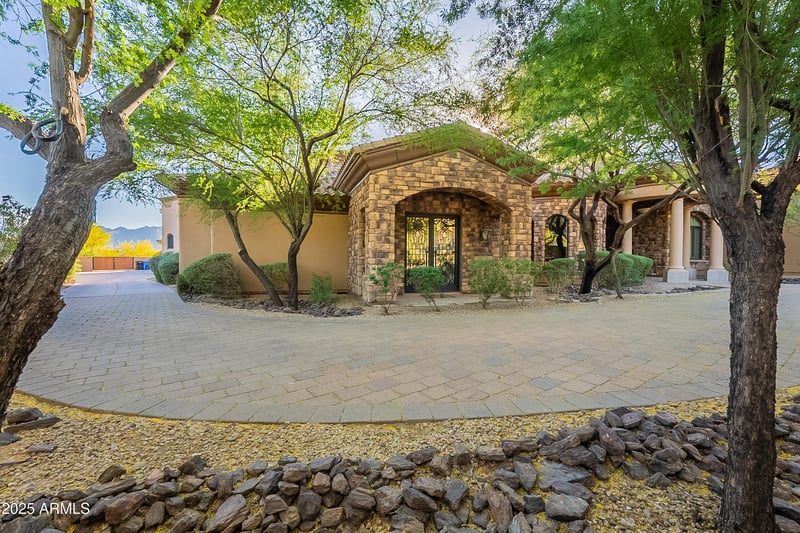 16716 32nd Ln, Phoenix, AZ 85045