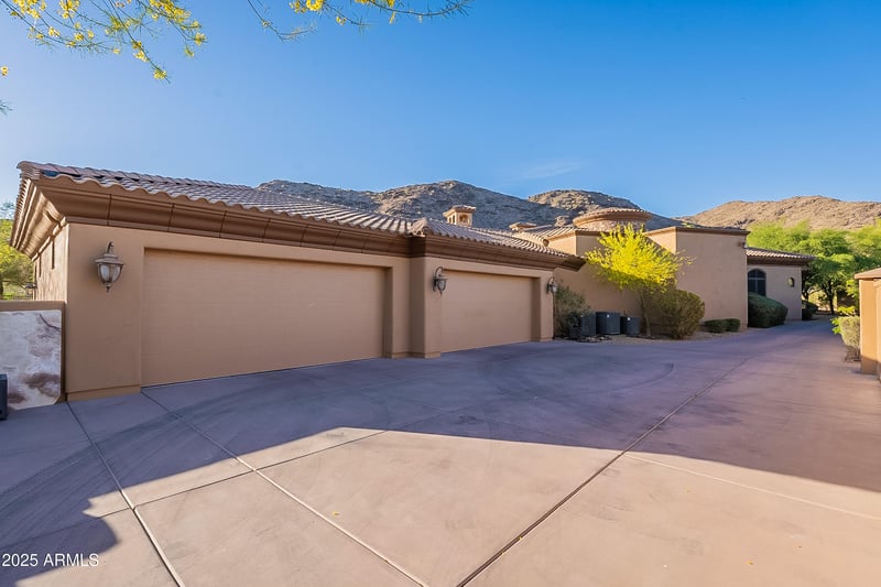 16716 32nd Ln, Phoenix, AZ 85045