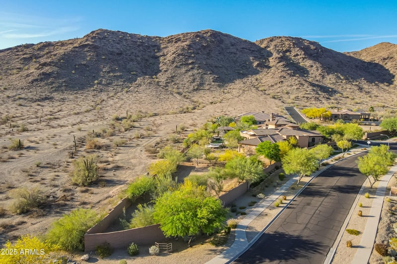 16716 32nd Ln, Phoenix, AZ 85045