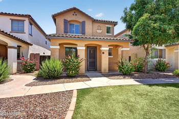 1672 Elgin St, Gilbert, AZ 85295