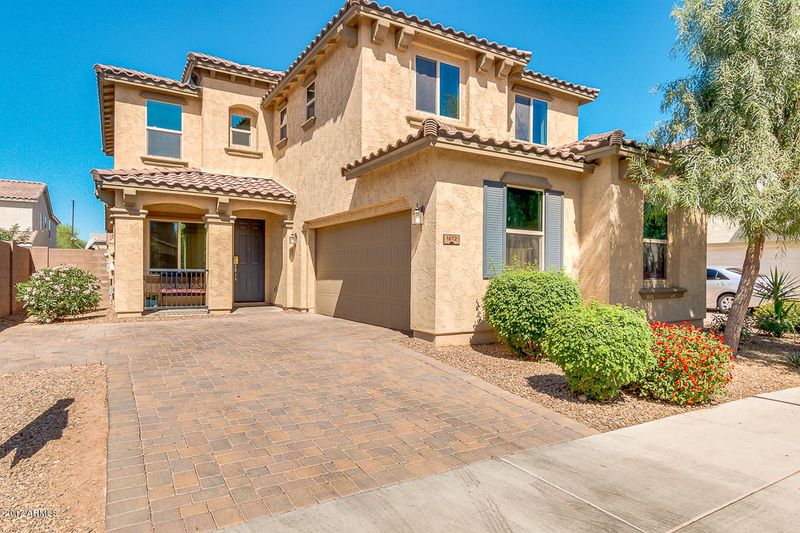 1672 S Roles Dr, Gilbert, AZ 85295