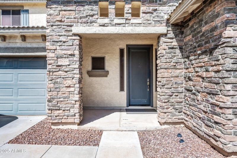 16722 Lariat Ln, Surprise, AZ 85387