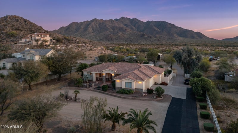 16729 Stacey Rd, Queen Creek, AZ 85142