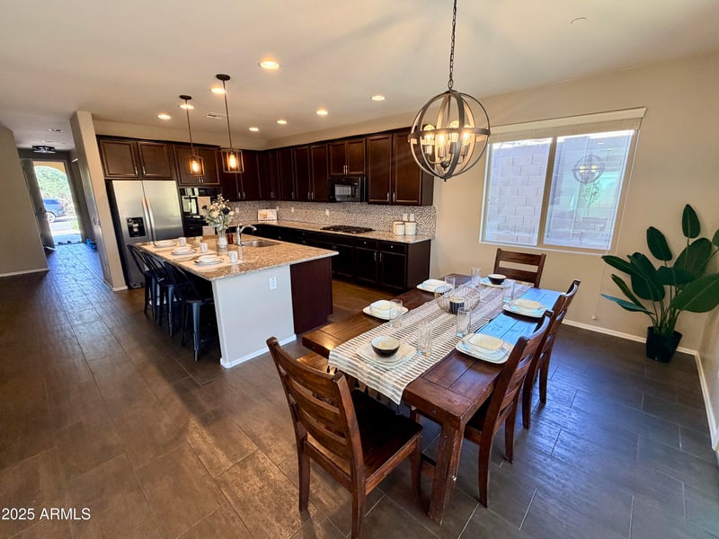 1673 N 212th Ln, Buckeye, AZ 85396