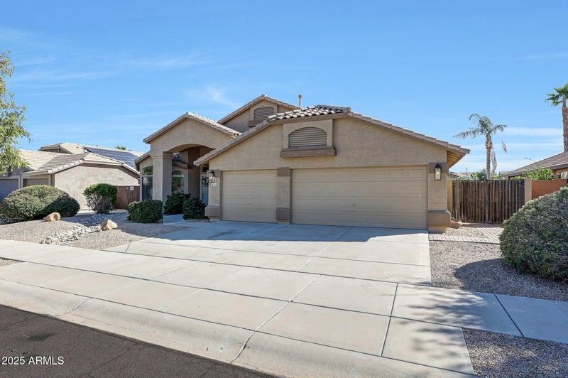 16733 Pierce St, Goodyear, AZ 85338
