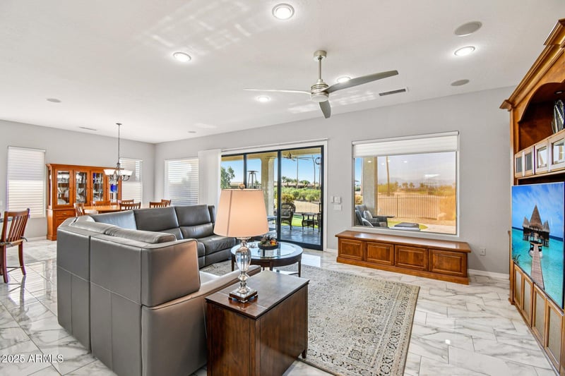 16737 Loma Verde Trl, Surprise, AZ 85387