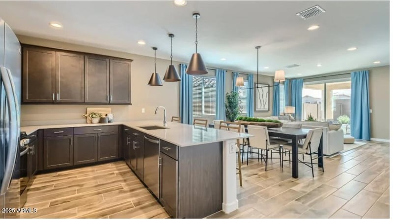 16748 Charlotte Dr, Surprise, AZ 85387