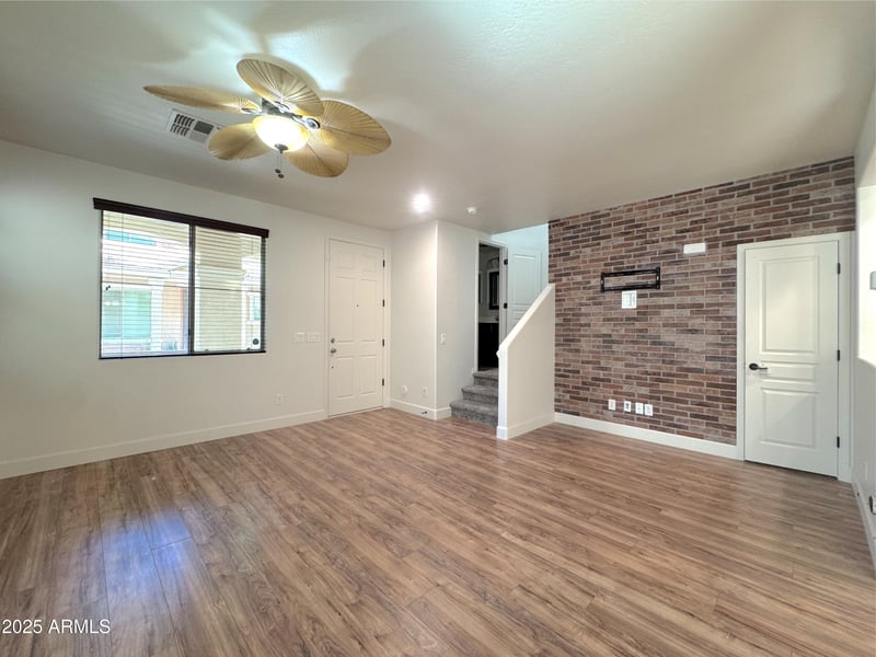 1675 Elgin St, Gilbert, AZ 85295