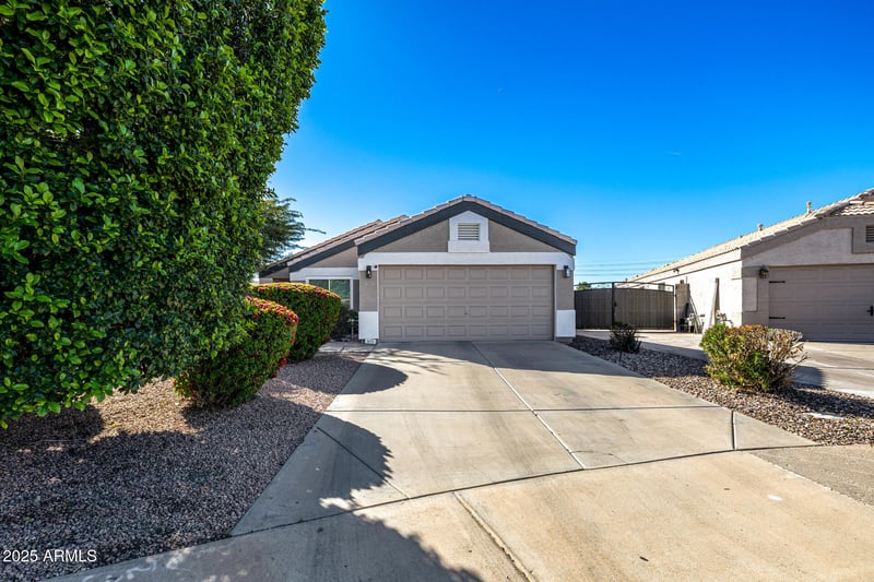 1675 Robin Ln, Gilbert, AZ 85296