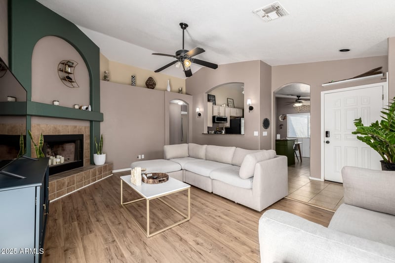 1675 Robin Ln, Gilbert, AZ 85296