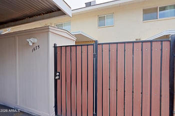 1675 W Hazelwood St, Phoenix, AZ 85015