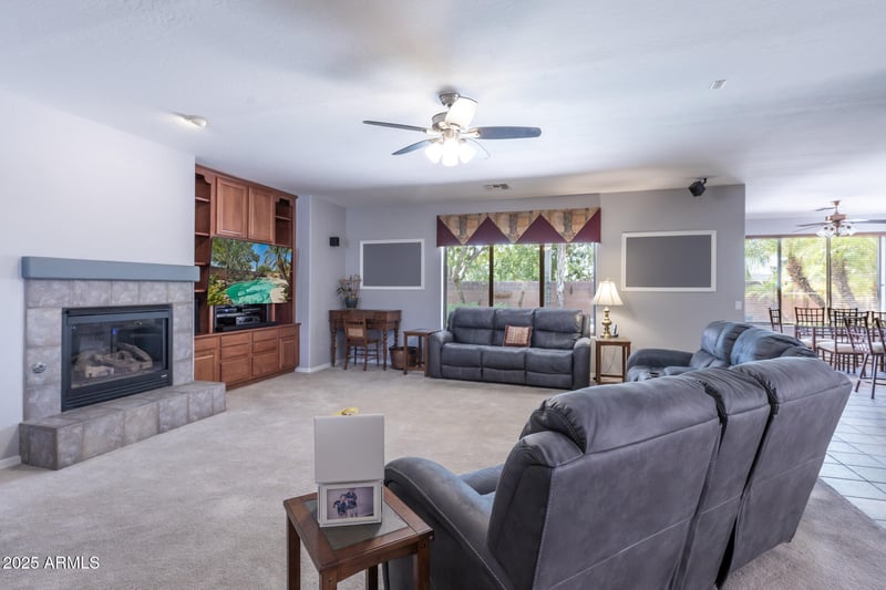 16753 Bristol Ln, Surprise, AZ 85374
