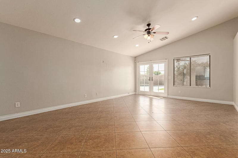 1676 La Mora Dr, Goodyear, AZ 85338