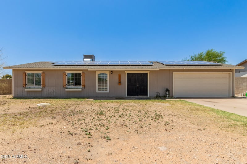 1676 Sequoia Dr, Phoenix, AZ 85027