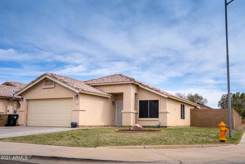 1677 N La Mora Dr, Goodyear, AZ 85338