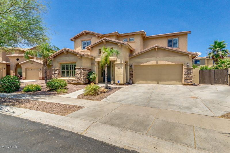 16770 W Tether Trl, Surprise, AZ 85387