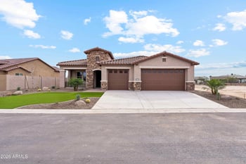 16777 Sheila Ln, Goodyear, AZ 85395