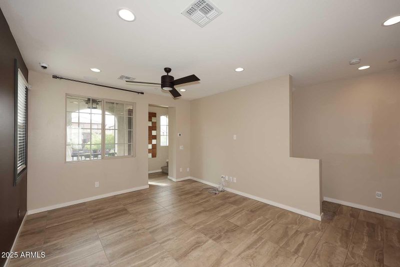 1679 E Hampton Ln, Gilbert, AZ 85295