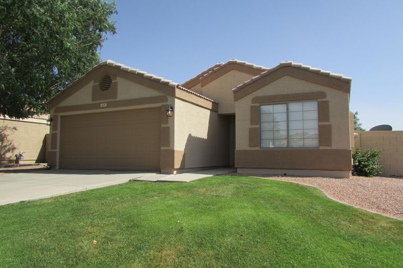 1679 E Palo Blanco Way, Gilbert, AZ 85296