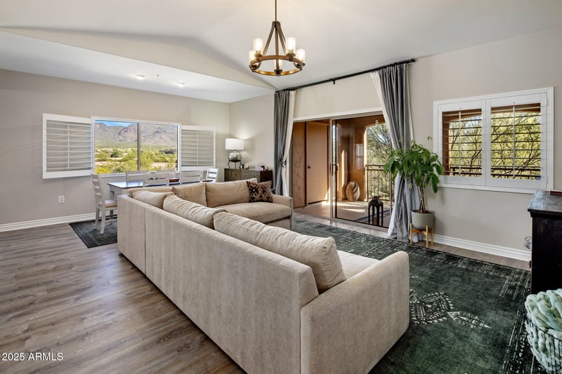 16801 94th St #2040, Scottsdale, AZ 85260