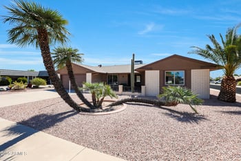 16801 Pine Valley Dr, Sun City, AZ 85351