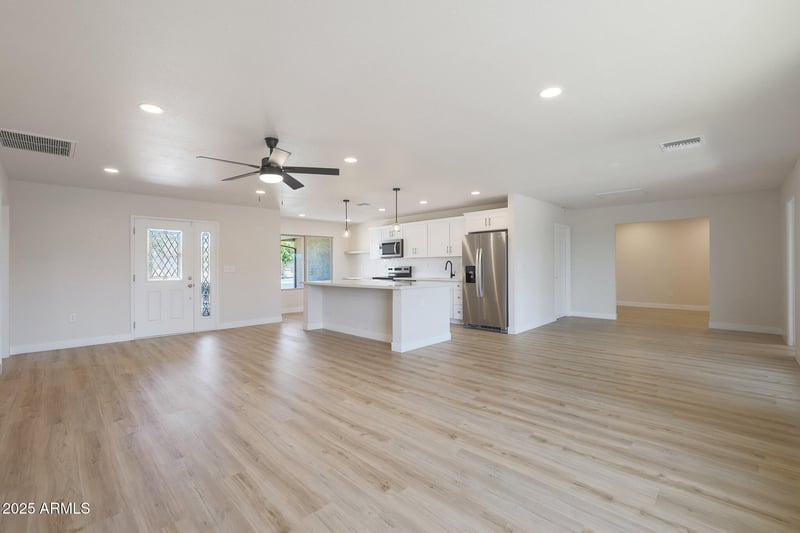 16801 Pine Valley Dr, Sun City, AZ 85351