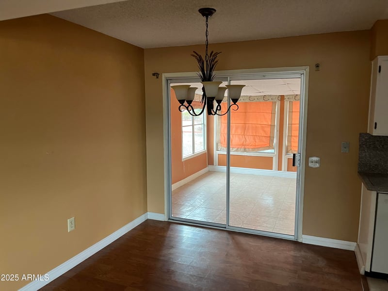 16805 110th Ave, Sun City, AZ 85351