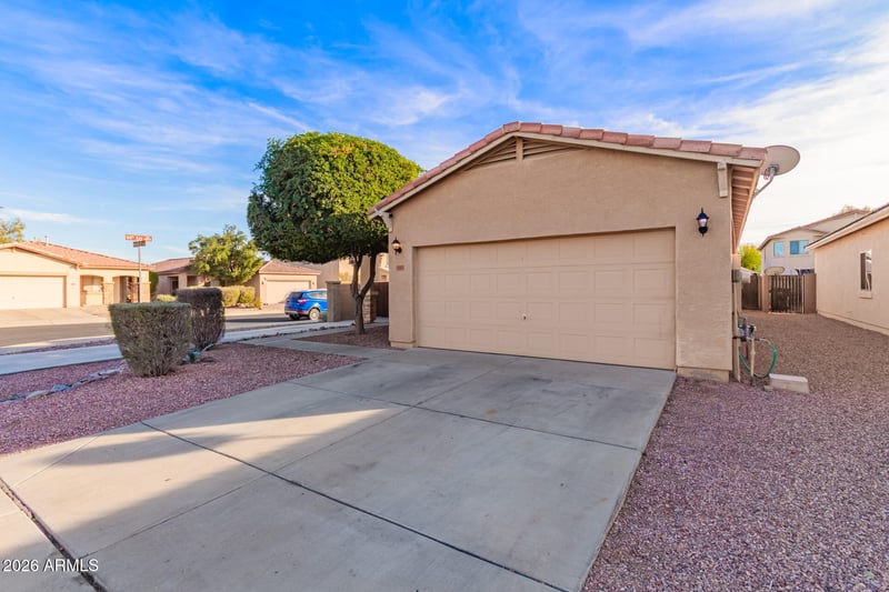 16805 Rimrock St, Surprise, AZ 85388