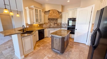 16806 W Dove Wing Way, Surprise, AZ 85387