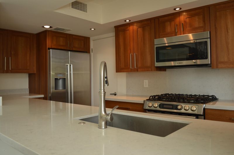 1681 E Maryland Ave, Phoenix, AZ 85016