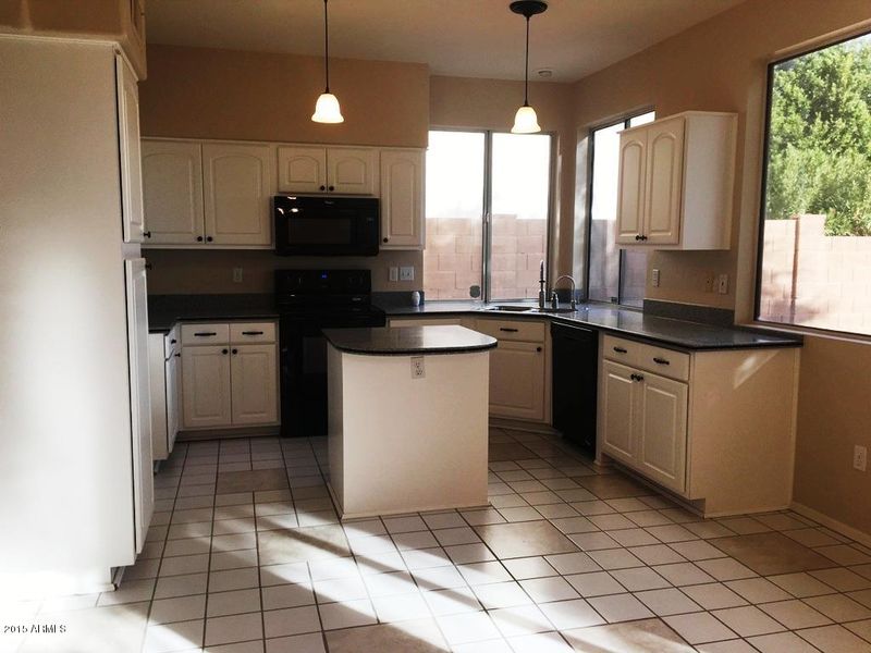 16811 S 20th Way, Phoenix, AZ 85048