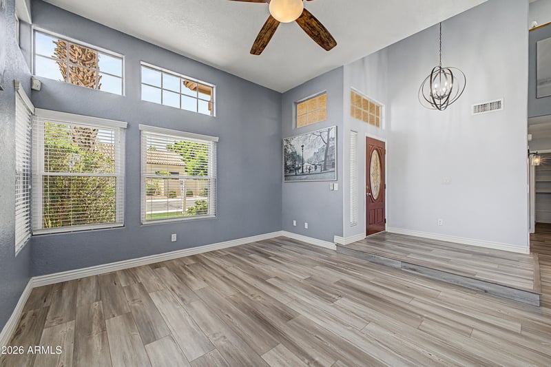 16813 S 31st Way, Phoenix, AZ 85048