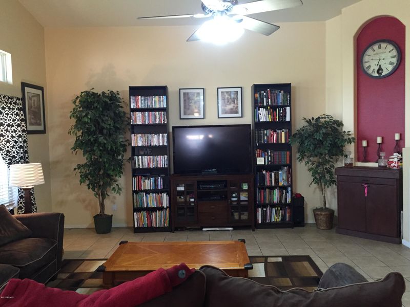 16813 S 44th St, Phoenix, AZ 85048
