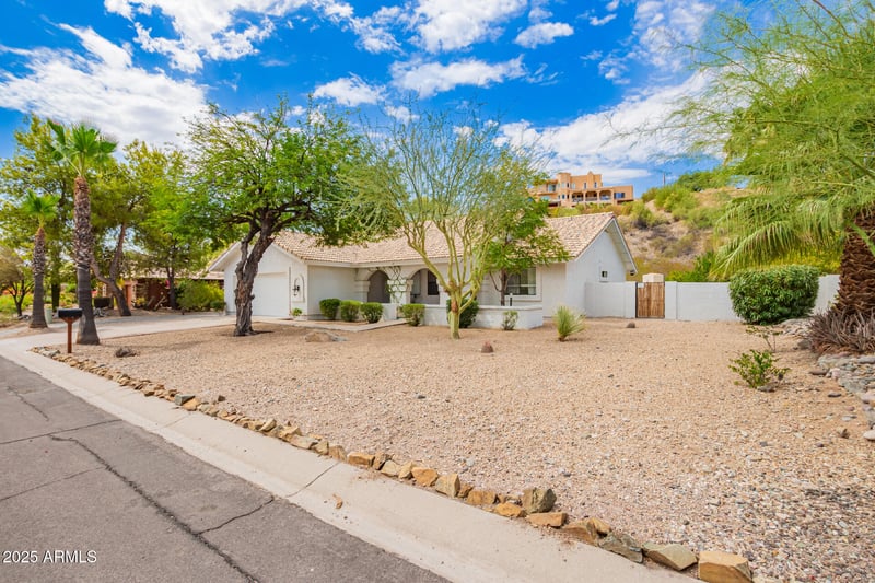 16814 Aspen Dr, Fountain Hills, AZ 85268