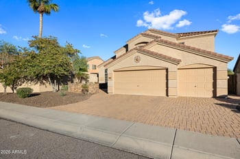 16815 1st Ave, Phoenix, AZ 85045
