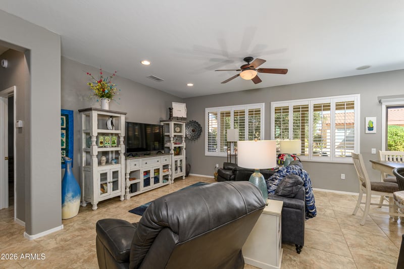 16816 Palisade Trail Ln, Surprise, AZ 85387
