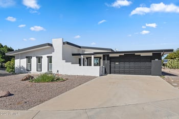 16817 Meadow Park Dr, Sun, AZ 85351