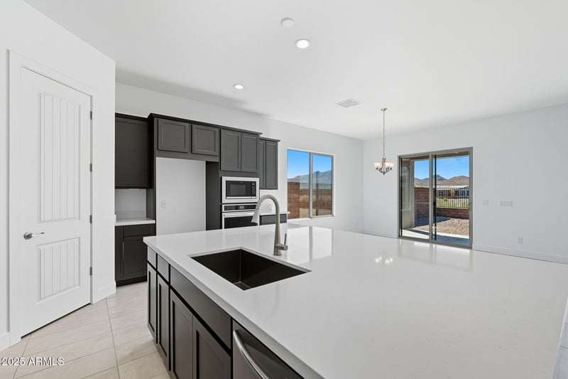 16819 Ardmore Rd, Goodyear, AZ 85338