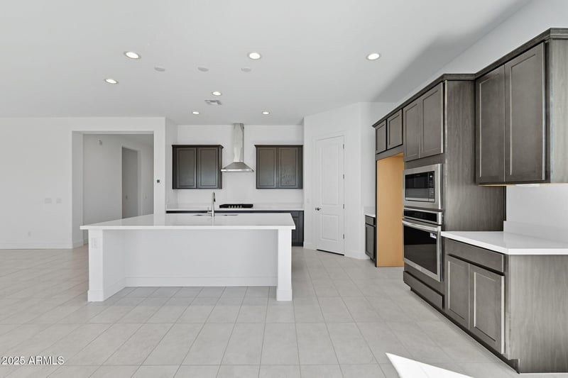 16819 Ardmore Rd, Goodyear, AZ 85338