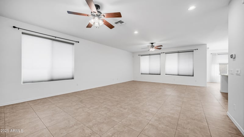1682 144th Dr, Goodyear, AZ 85395