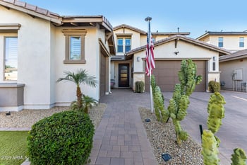 1682 Henry Ln, Gilbert, AZ 85295